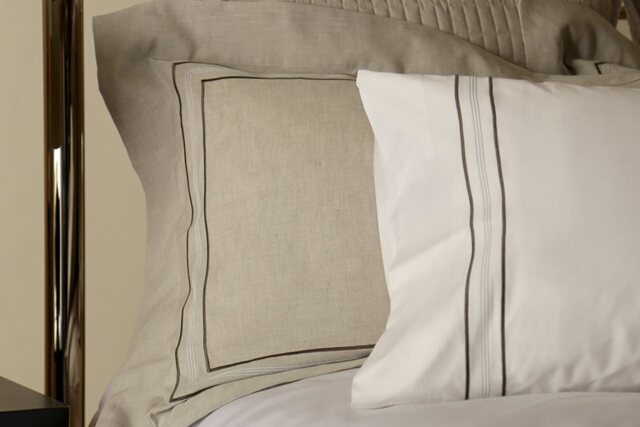 Mowbray Oxford Pillowcase Pair
