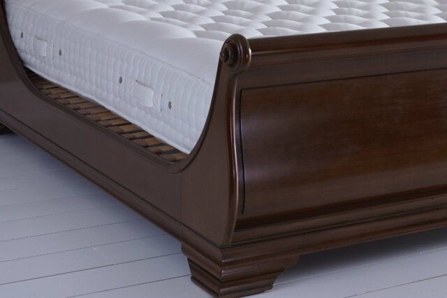 Vispring Bedstead Distinction Mattress Only