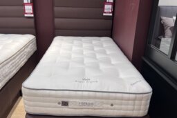 Vispring Regal Mattress and Divan Set WideLong Single - Ex-display