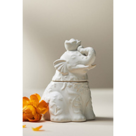 Mai Fresh White Tea & Bergamot Ceramic Elephant Candle