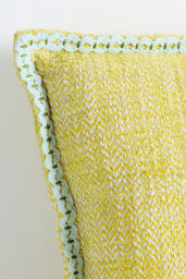 Bermuda Woven Embellished Edge Indoor/Outdoor Cushion - thumbnail 4