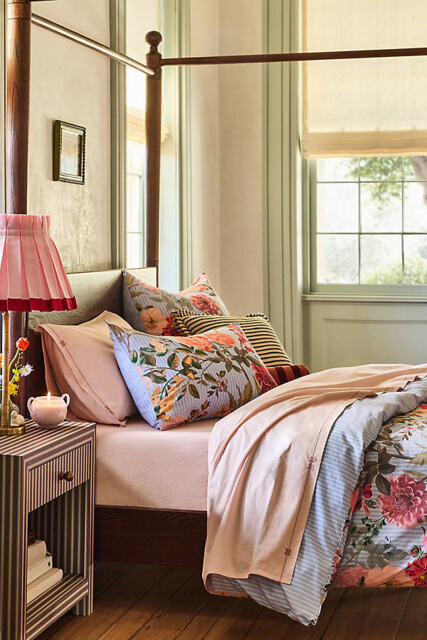Roma Oak Wood Canopy Bed - image 1