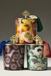 Amelie Fruity Vanilla & Dark Plum Lidded Glass Candle - thumbnail 2