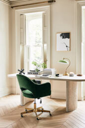 Mari Dining Table - thumbnail 3