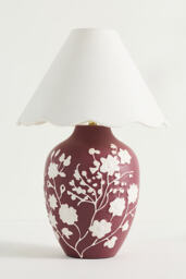 Ember Carved Ceramic Scallop Shade Table Lamp - thumbnail 1