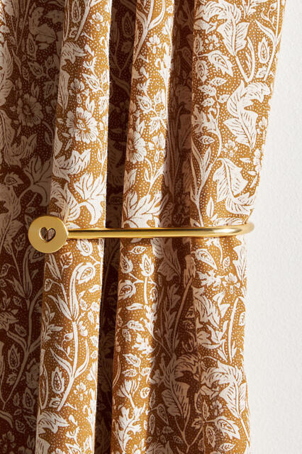 Amor Curtain Tieback - image 1