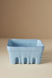 Linnea Medium Berry Basket - thumbnail 1