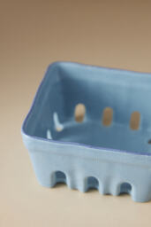 Linnea Medium Berry Basket - thumbnail 3