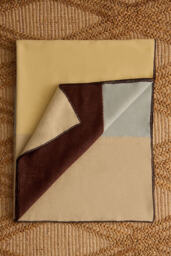 noo. ma Hili Wool Throw Blanket - thumbnail 2