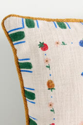 Leiah Printed Indoor/Outdoor Floral Cushion - thumbnail 4