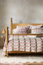 Sonya Matelassé Bedspread - thumbnail 1