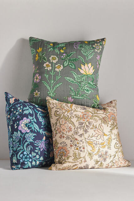 Iluka Square Cushion - image 1