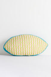 Allani Cotton Indoor/Outdoor Hand-Tufted Cushion - thumbnail 3