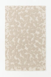 Hand-Tufted Wool Clover Rug