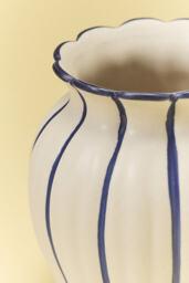 Emma Clay Vase - thumbnail 3