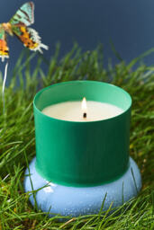 Maisie Floral Fresh Grass & Hyacinth Enamel Candle - thumbnail 1