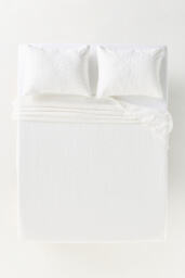 Raleigh Cotton Matelasse Bedspread - thumbnail 3