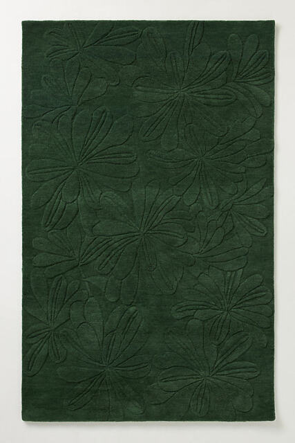 Hand-Tufted Sculpted Daisy Wool Rug - image 1