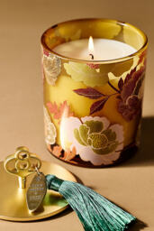 Amelie Fruity Honeycrisp Oakwood Lidded Glass Candle - thumbnail 3