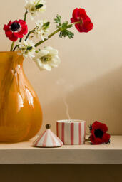 Zesty Lemons London Sweet Fig & Neroli Carnival Ceramic Candle - thumbnail 3
