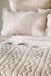 Iluka Cotton Solid Floral Edge Quilted Bedspread - thumbnail 2