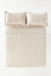 Iluka Cotton Solid Floral Edge Quilted Bedspread - thumbnail 3