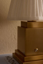 Ludlow Cordless Table Lamp - thumbnail 3