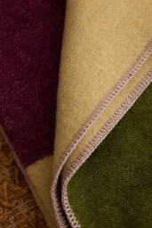 noo. ma Hili Wool Throw Blanket - thumbnail 3