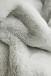 Sophie Faux Fur Throw Blanket - thumbnail 2