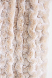 Luxe Faux Fur Throw Blanket - thumbnail 4