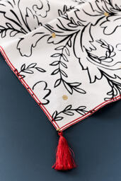 Molly Hatch Christmas Table Runner - thumbnail 2