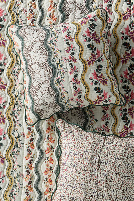 Iluka Printed Cushion - image 1