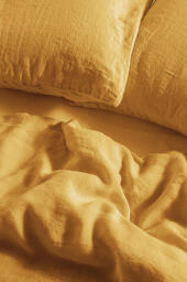 Bedfolk Ochre Linen Pillowcases, Set of 2 - thumbnail 2