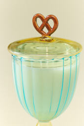 Astrid Gourmand Salted Caramel Pretzel Glass Candle - thumbnail 3