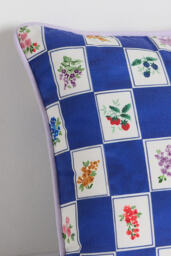 Clarina Outdoor Printed Floral Cushion - thumbnail 3
