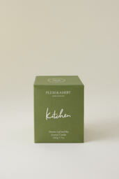 Plum & Ashby Tomato Leaf & Bay Kitchen Candle - thumbnail 2
