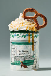 Newsstand Gourmand Salted Caramel Pretzel Ceramic Candle - thumbnail 1