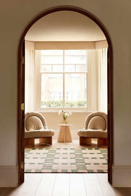 LAYERED X Evelina Kroon Korean Chives Jute Rug - image 1