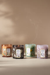 Apothecary 18 Small Sandalwood & Vanilla Glass Candle - thumbnail 2