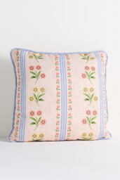 Leiah Printed Indoor/Outdoor Floral Cushion - thumbnail 2