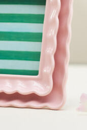 Philippa Scalloped Ceramic Photo Frame - thumbnail 2