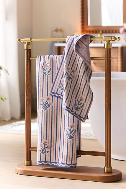 Tess Cotton Woven Floral Towel Collection - image 1