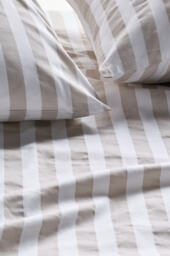 Maeve Organic Sateen Pillowcases, Set of 2 - thumbnail 2