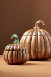 Wooden Bourbon & Pumpkin Candle - thumbnail 2