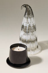 Witches Hat Woody Honeycrisp & Pinecone Figural Glass Candle - thumbnail 3