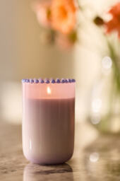 Dotted Rim Gourmand Earl Grey Foam Glass Candle - thumbnail 1