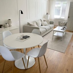 HOMCOM Round Dining Table, Modern Dining Room Table with Steel Base, Non-slip Foot Pad, Space Saving Small Dining Table, White - Aosom UK - thumbnail 7