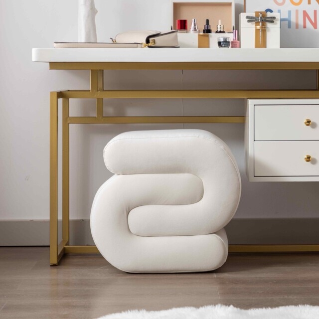 S-Shape Pouffe Footstool with No Assembly Required, Easy maintenance, Vanity Wavy Stool for Bedroom, Living Room, 50×46×46 cm, Ivory - Aosom UK - image 1