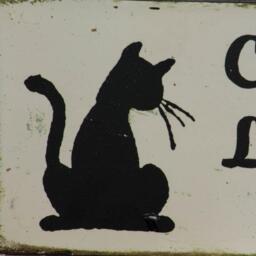 Wall Plaque 'Cats Are Just Little People' with High‑Strength Metal, Wall‑Mounted Home Décor for Bedroom, 1L x 49W x 12.5H cm, Black - Aosom UK - thumbnail 4