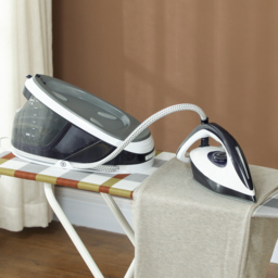 HOMCOM Steam Generator Iron with ECO Mode, Self-Cleaning, Powerful Vertical Steam, Automatic Shut-Off, Ceramic Non-stick Soleplate, Large 1.5L Detachable Water Tank, 8 Bar, 2600W, Blue - thumbnail 9